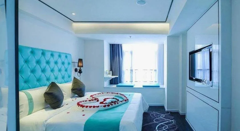 Bed in Xana Hotelle Chongqing Jiefangbei Center Branch