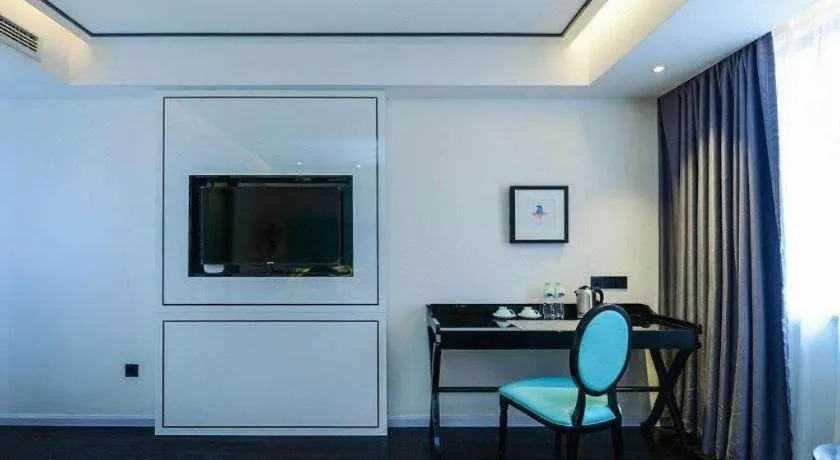 Xana Hotelle Chongqing Jiefangbei Center Branch