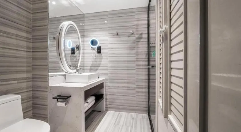 Xana Hotelle Chongqing Jiefangbei Center Branch