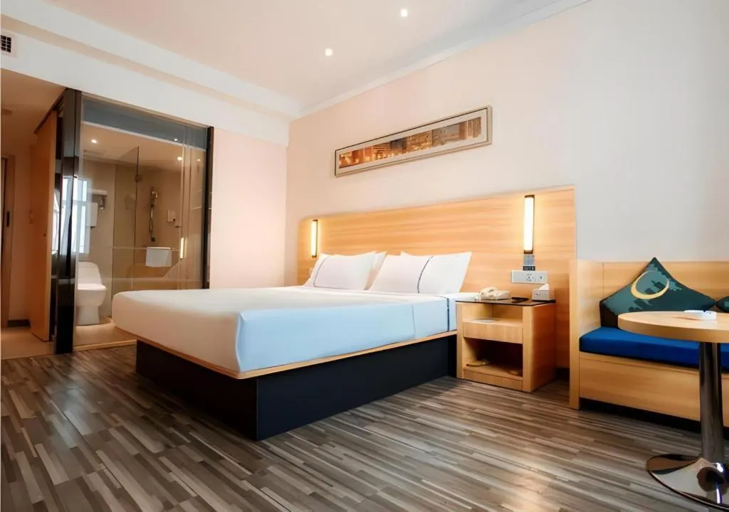 Bed in City Comfort Inn Xianning South Station Wanda