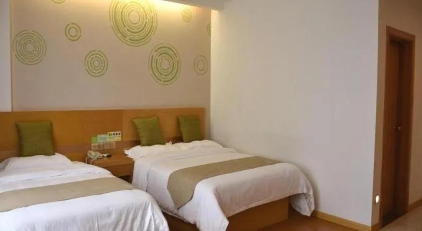 Bed in GreenTree Inn Ningbo Ninghai Beidou North Road Express Hotel