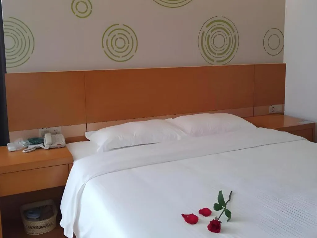 Bed in GreenTree Inn Anqing Yuexixian Wenquan Branch