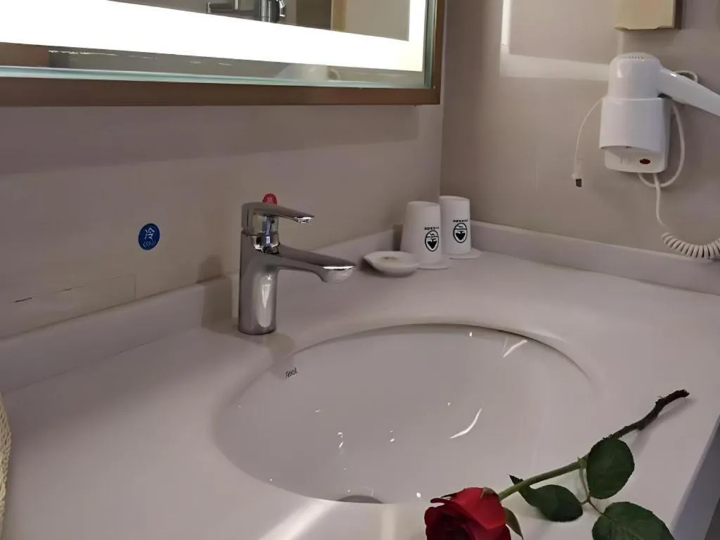 GreenTree Inn Anqing Yuexixian Wenquan Branch