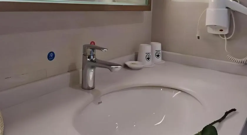 GreenTree Inn Anqing Yuexixian Wenquan Branch