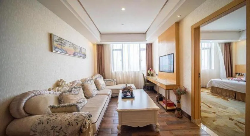 Bed in GreenTree Alliance Foshan West Station Luowu Road Hotel