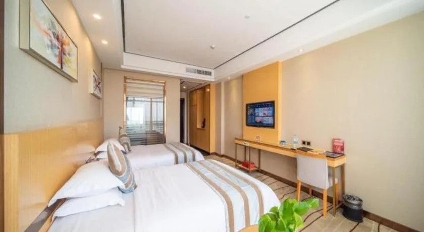 Bed in GreenTree Alliance Foshan West Station Luowu Road Hotel