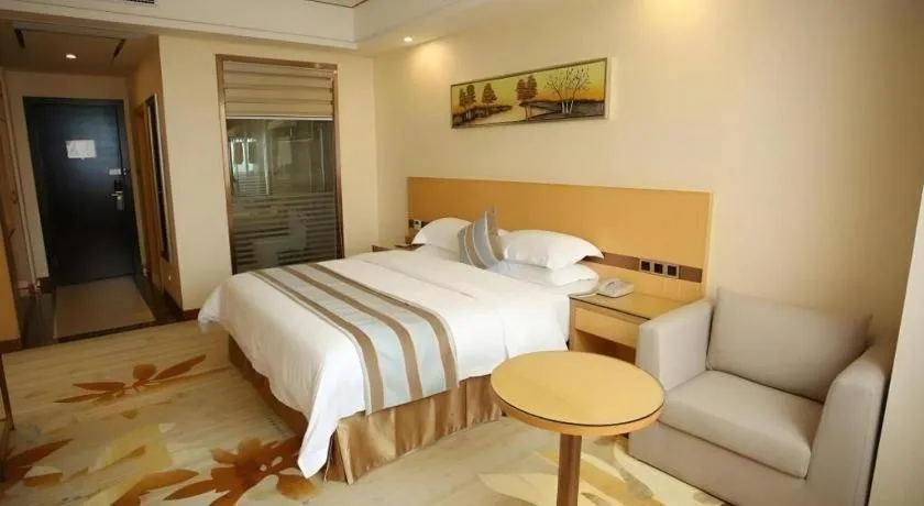 Bed in GreenTree Alliance Foshan West Station Luowu Road Hotel