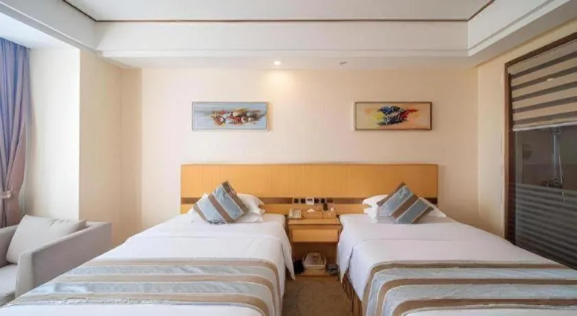Bed in GreenTree Alliance Foshan West Station Luowu Road Hotel