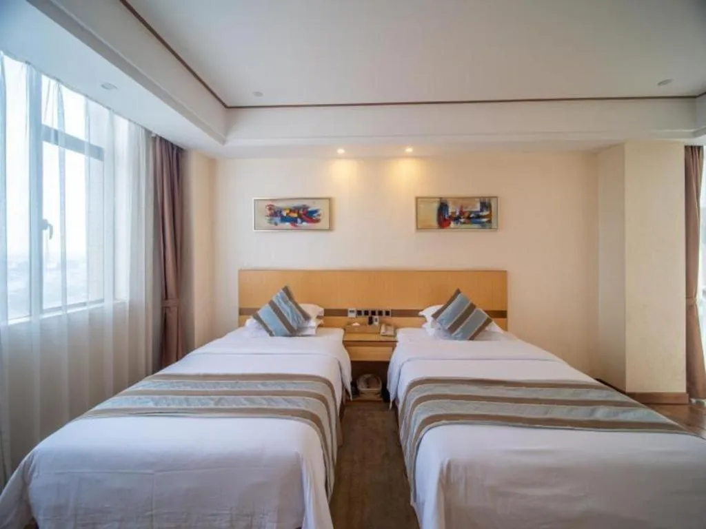Bed in GreenTree Alliance Foshan West Station Luowu Road Hotel
