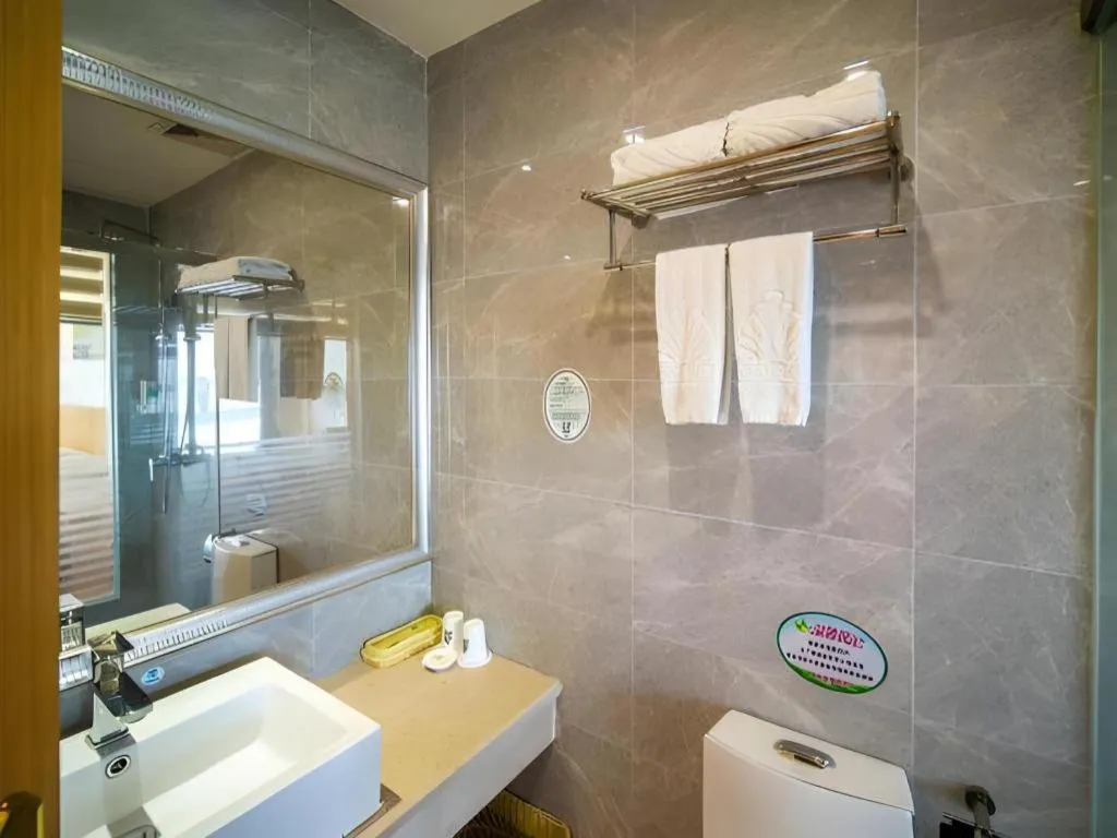 GreenTree Alliance Foshan West Station Luowu Road Hotel