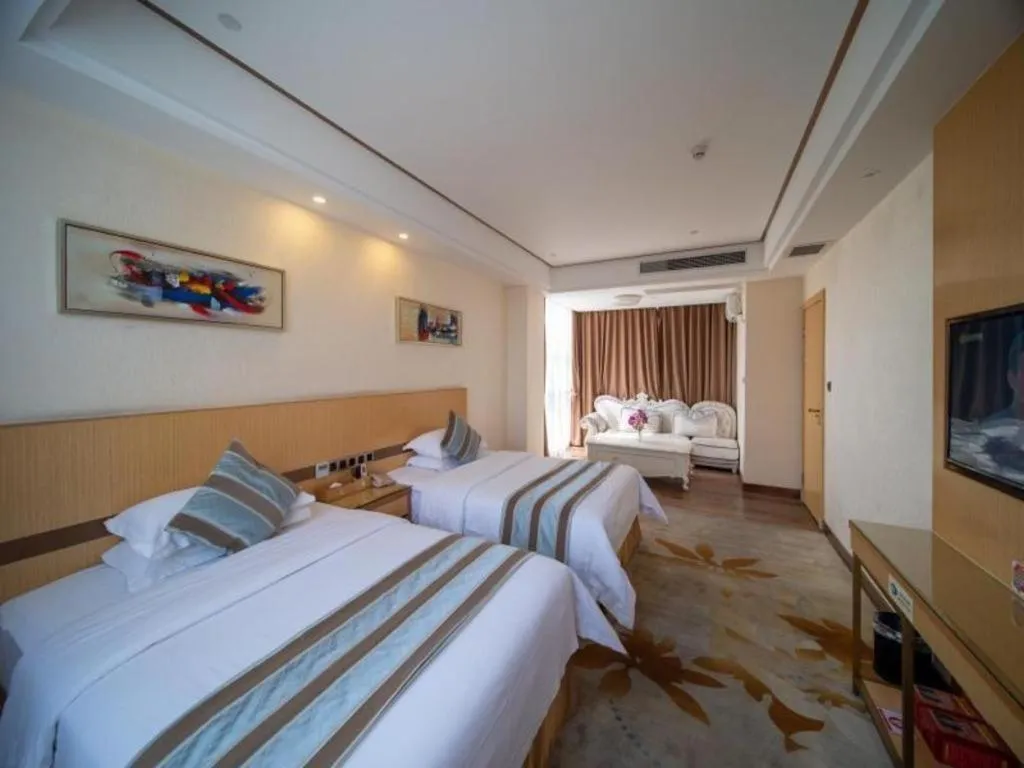 Bed in GreenTree Alliance Foshan West Station Luowu Road Hotel
