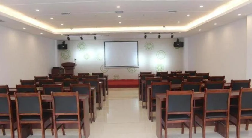 GreenTree Inn Shandong Heze Caoxian Zhuangzhai Town Oriental Times City Business Hotel