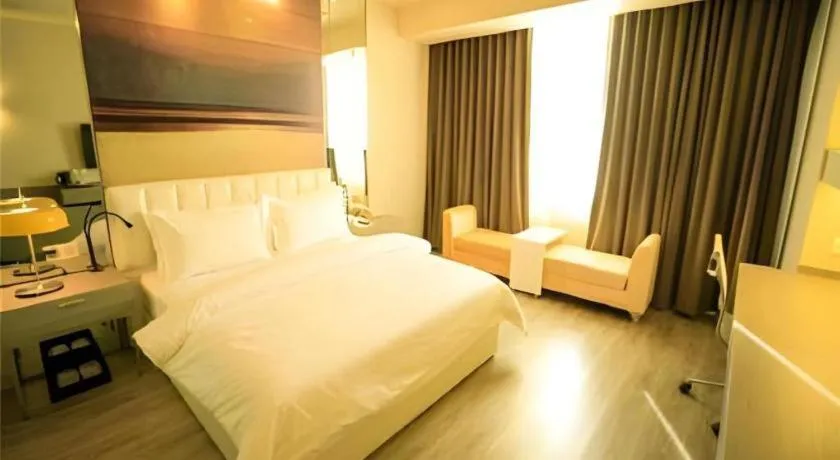 Bed in Jinjiang Metropolo Hotel - Turpan Administration Center