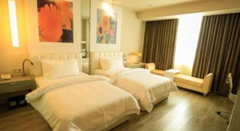 Bed in Jinjiang Metropolo Hotel - Turpan Administration Center