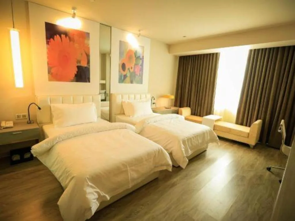 Bed in Jinjiang Metropolo Hotel - Turpan Administration Center