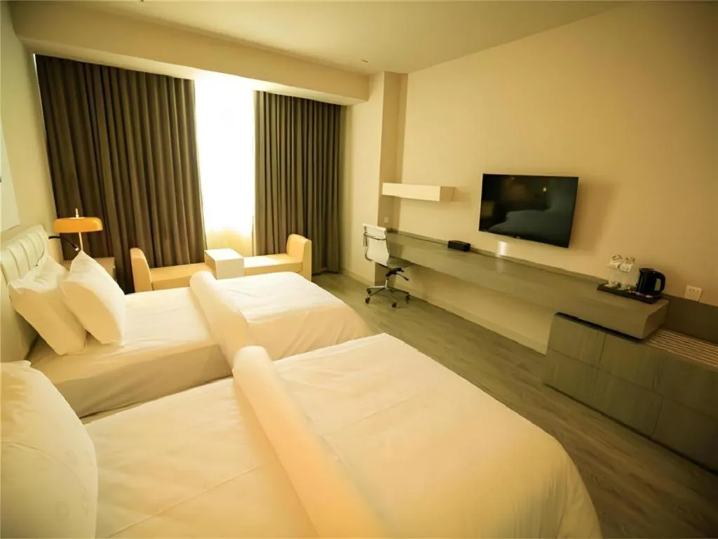 Bed in Jinjiang Metropolo Hotel - Turpan Administration Center