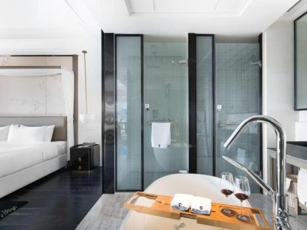 Bed in Hengding Century Hotel Chengdu