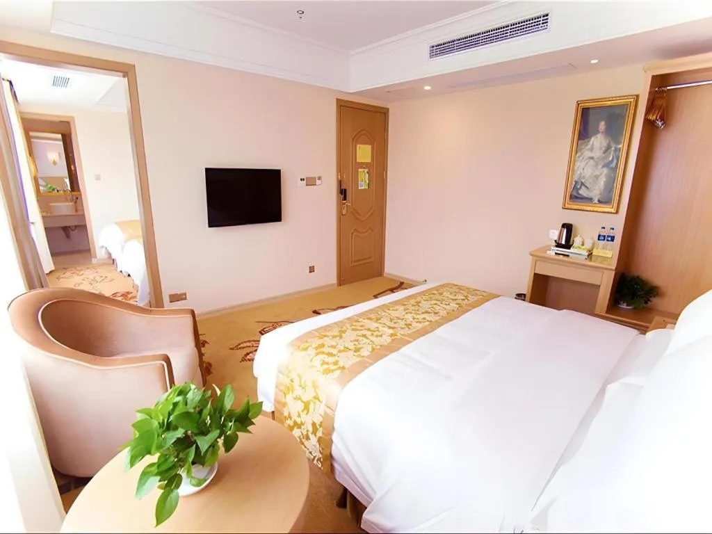 Bed in Vienna 3 Best Shanghai Baoshan Fengxiang Road