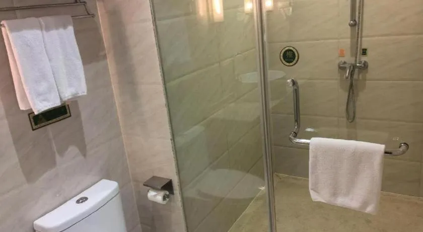 Vienna 3 Best Shanghai Baoshan Fengxiang Road