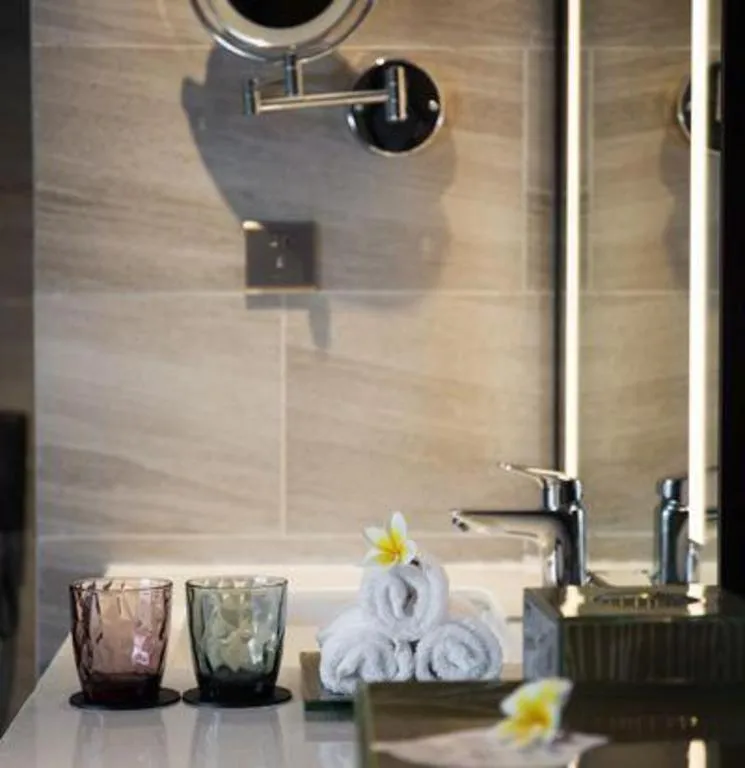 La Fountain Hotel & Resort Sanya