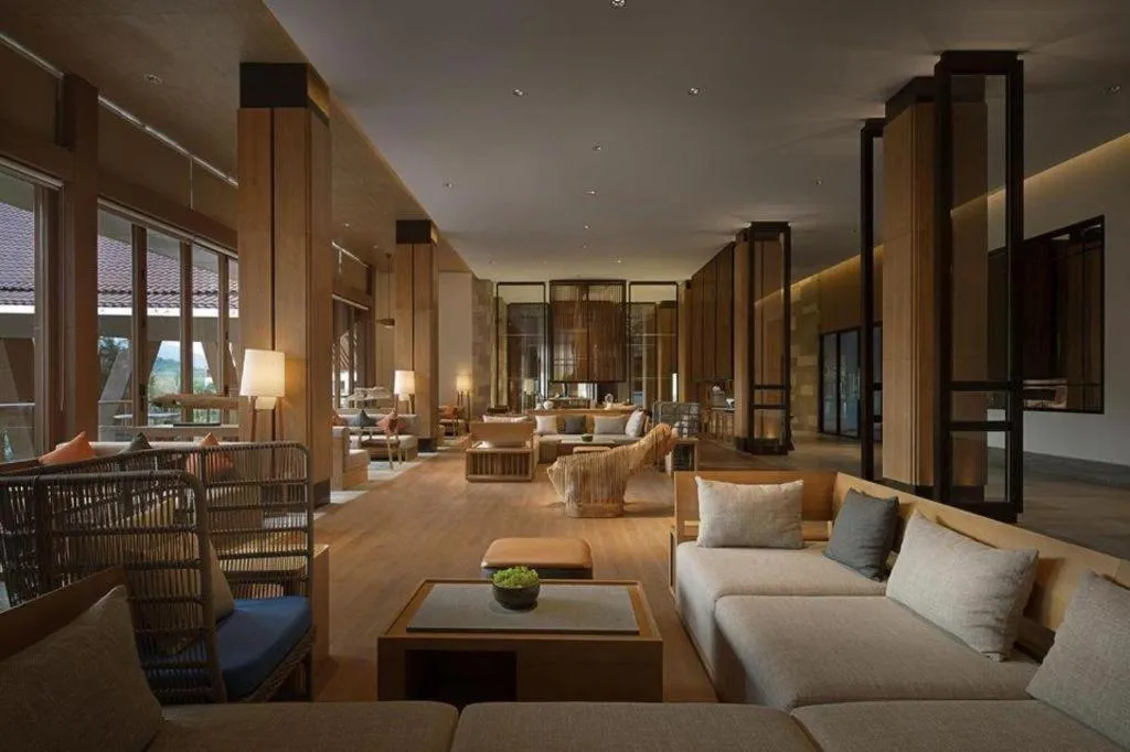 La Fountain Hotel & Resort Sanya