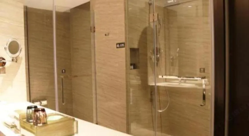 La Fountain Hotel & Resort Sanya