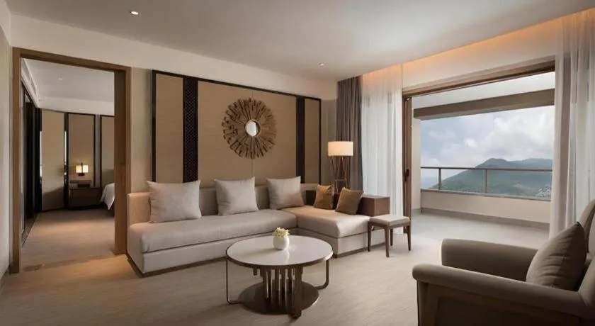 La Fountain Hotel & Resort Sanya