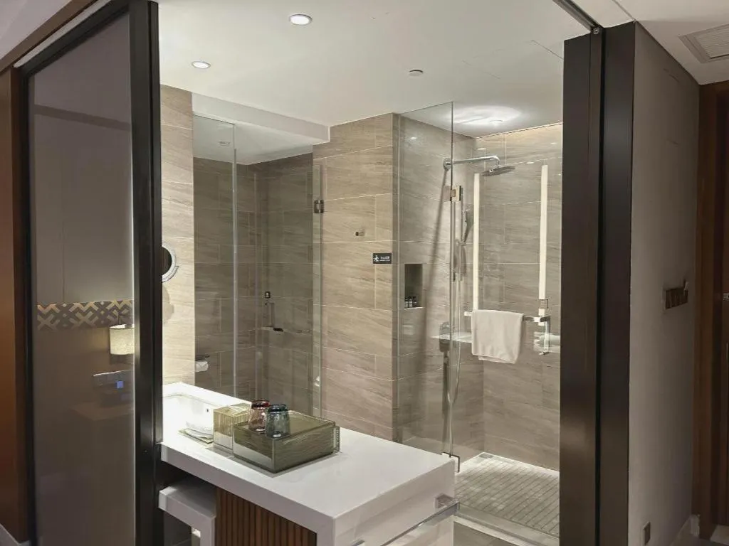 La Fountain Hotel & Resort Sanya