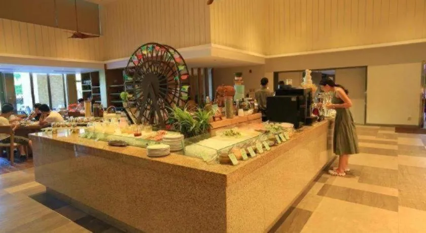 La Fountain Hotel & Resort Sanya