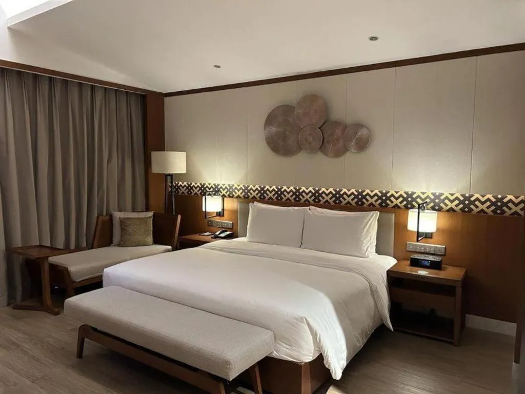 Bed in La Fountain Hotel & Resort Sanya