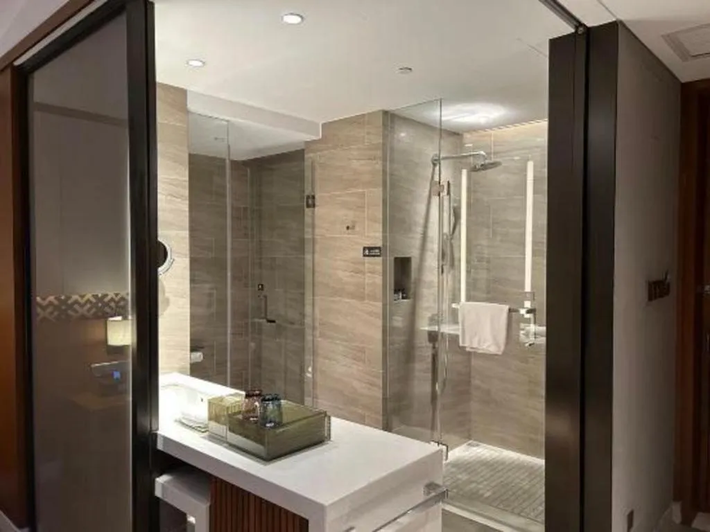 La Fountain Hotel & Resort Sanya