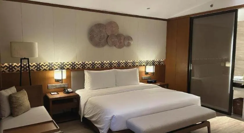 Bed in La Fountain Hotel & Resort Sanya