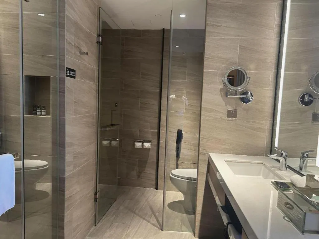 La Fountain Hotel & Resort Sanya