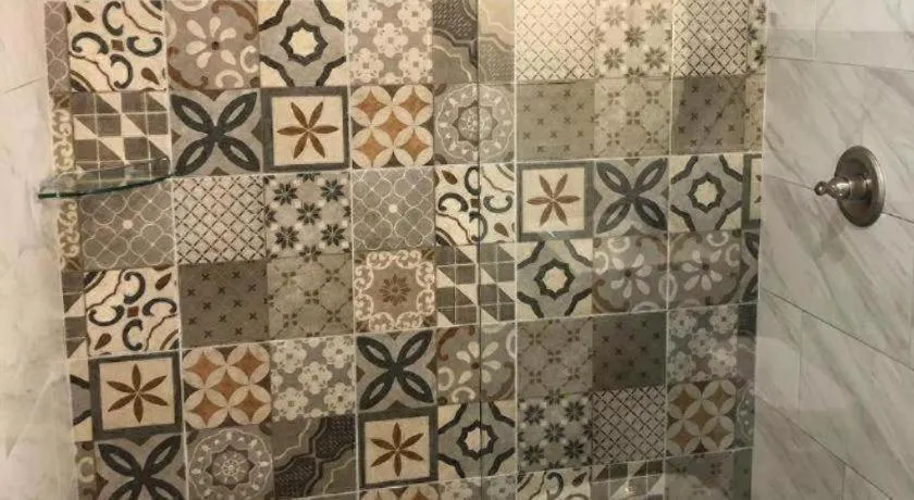 Deep Ellum Hostel - Adults Only