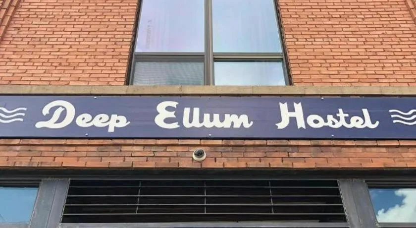 Deep Ellum Hostel - Adults Only