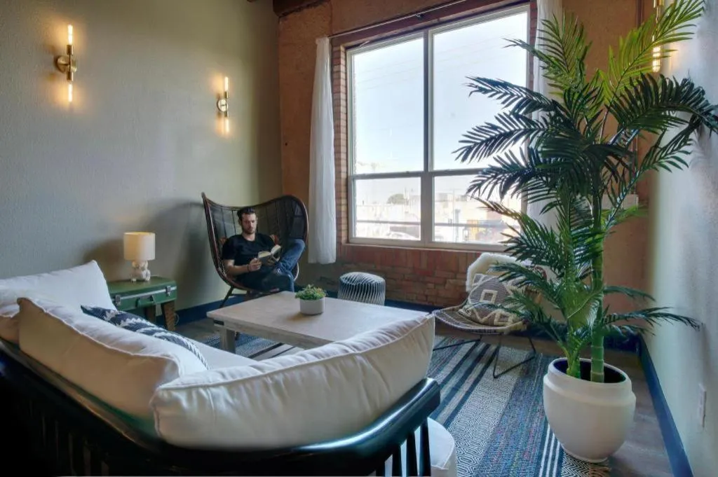 Bed in Deep Ellum Hostel - Adults Only