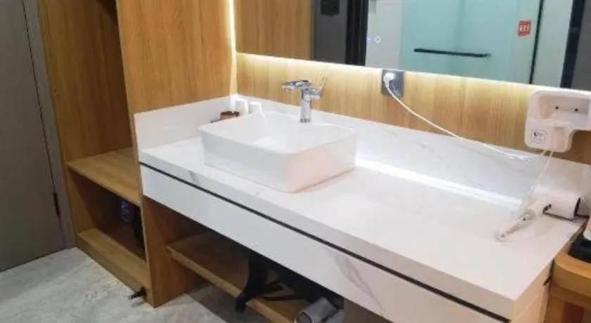 Magnotel Hotel Huizhou South Station Branch