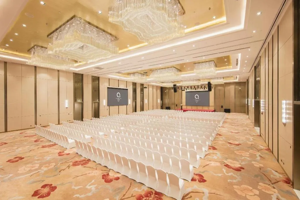 The QUBE Hotel Jingzhou