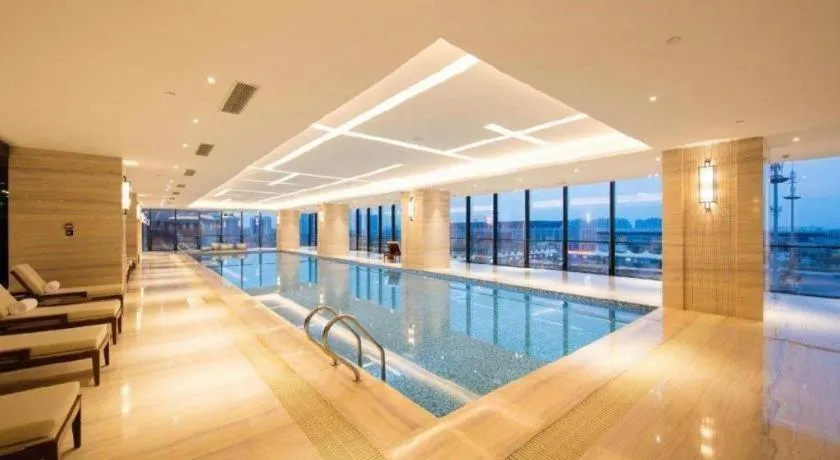 The QUBE Hotel Jingzhou