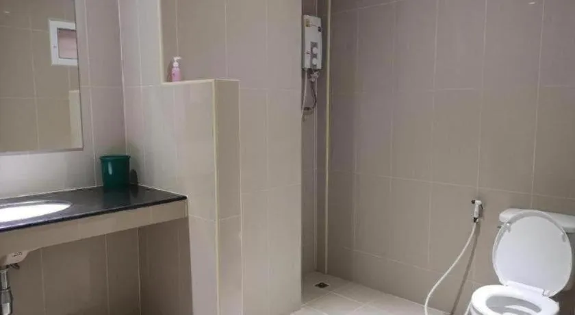 River Residence Saraburi Hotel