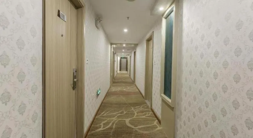 Jingtu hotel zhanjiang dingsheng plaza store