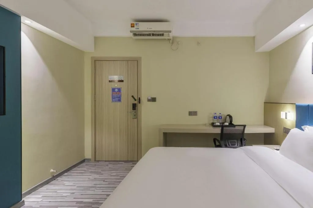 Bed in Jingtu hotel zhanjiang dingsheng plaza store