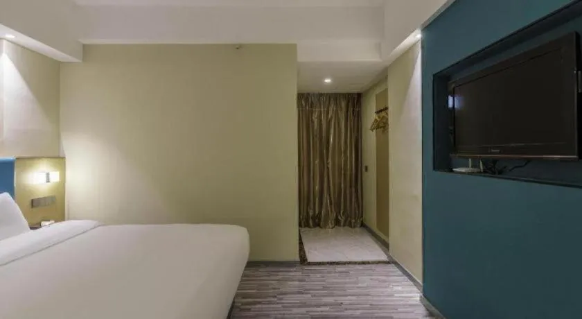 Bed in Jingtu hotel zhanjiang dingsheng plaza store