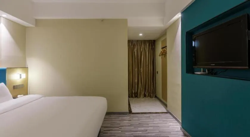 Bed in Jingtu hotel zhanjiang dingsheng plaza store