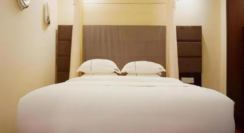 Bed in Jingtu hotel zhanjiang dingsheng plaza store