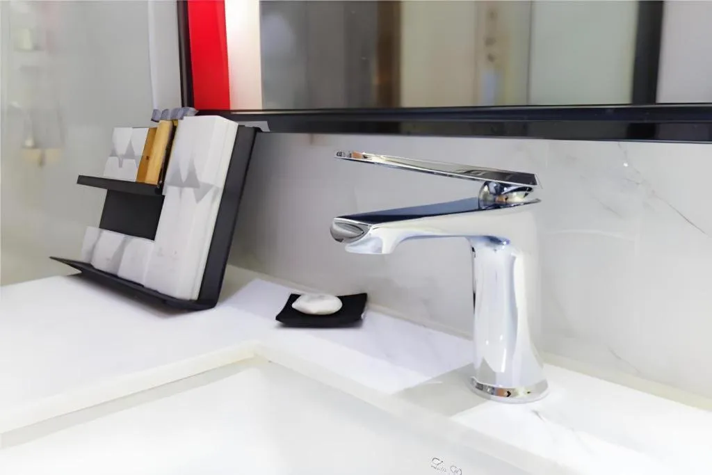 Borrman Hotel Maoming High-speed Railway Station