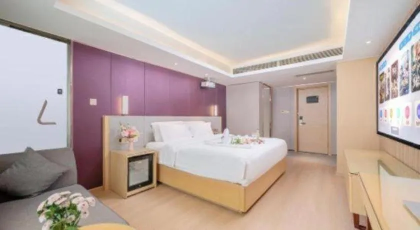 Bed in Lavande Hotels Guangzhou Baiyun Avenue North Metro Station