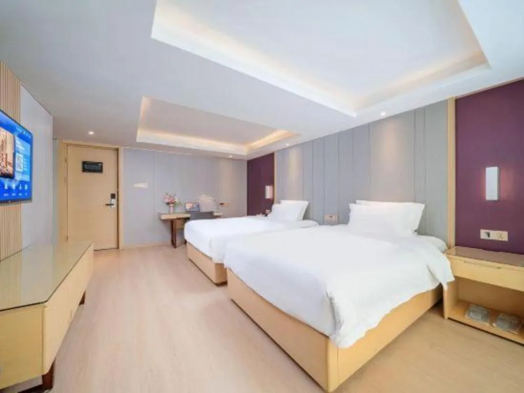 Bed in Lavande Hotels Guangzhou Baiyun Avenue North Metro Station