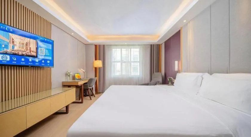 Bed in Lavande Hotels Guangzhou Baiyun Avenue North Metro Station