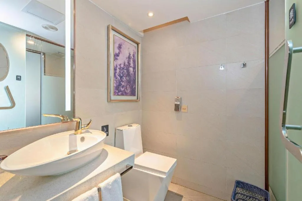 Lavande Hotels Guangzhou Baiyun Avenue North Metro Station